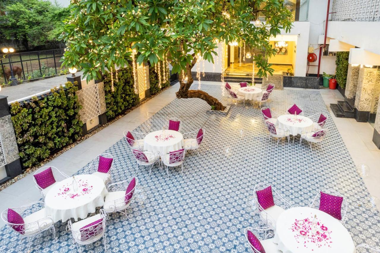 Hotel Casa Aishbagh Лакхнау Экстерьер фото