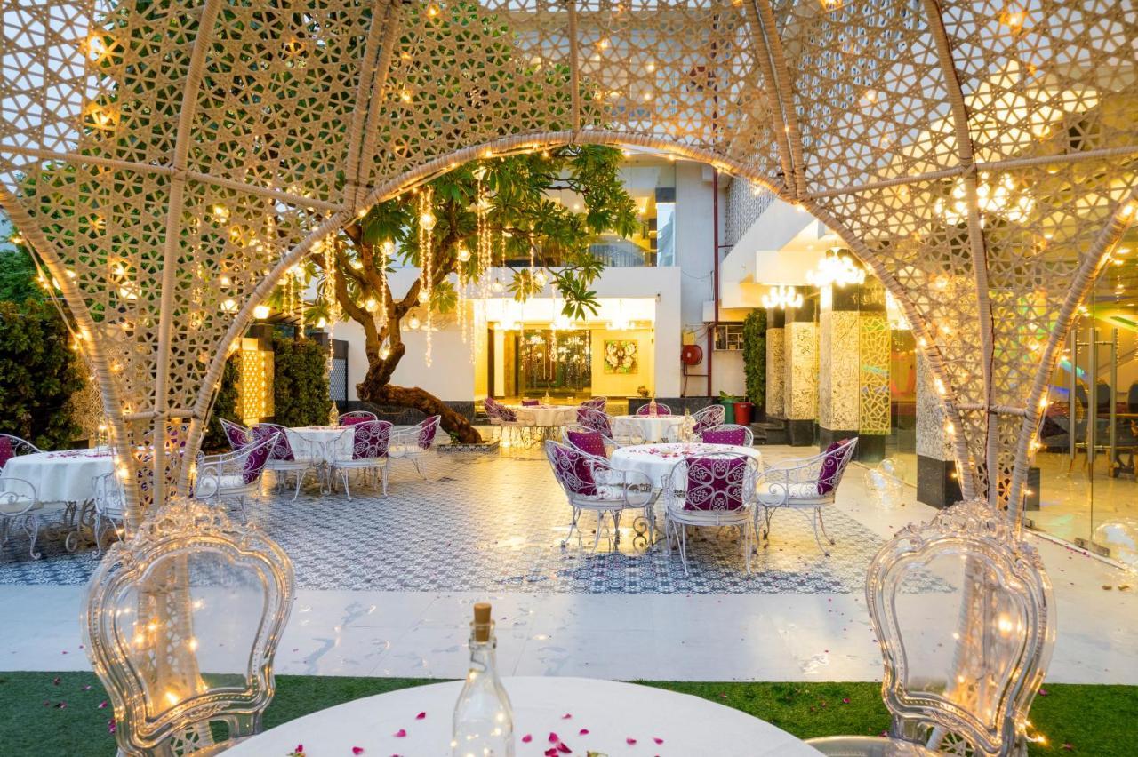 Hotel Casa Aishbagh Лакхнау Экстерьер фото